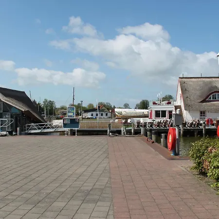 In Mit Terrasse Zingst