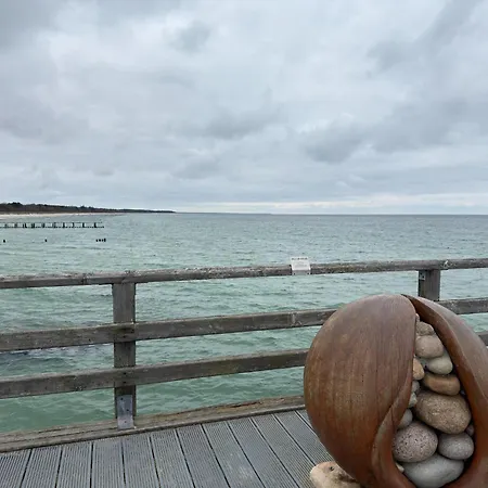 Apartment In Mit Terrasse