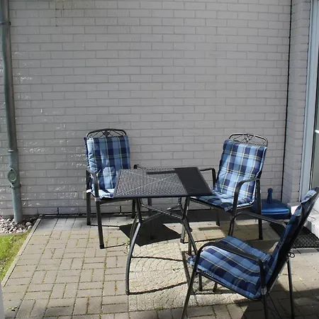 In Mit Terrasse Apartment Zingst