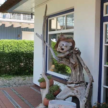 In Mit Terrasse